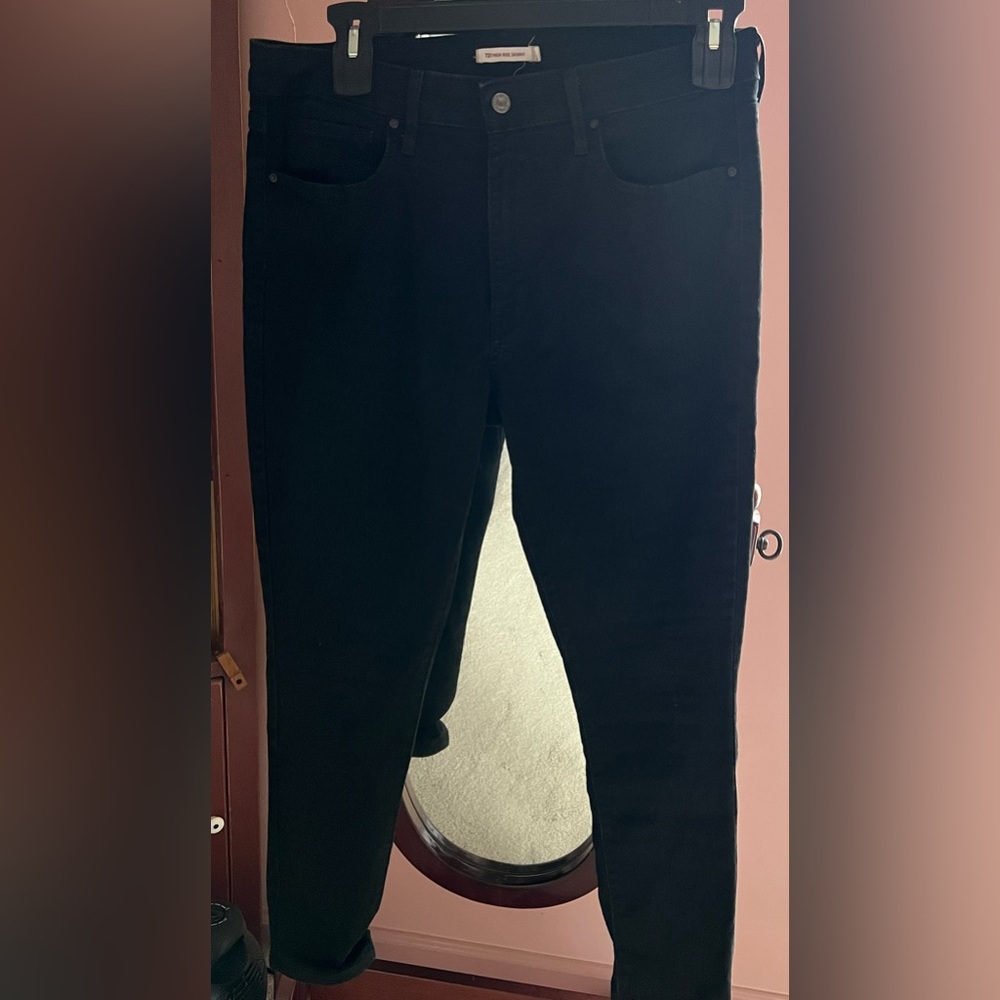 Levi’s 721 High Rise Skinny Black Jeans size 33 (14)